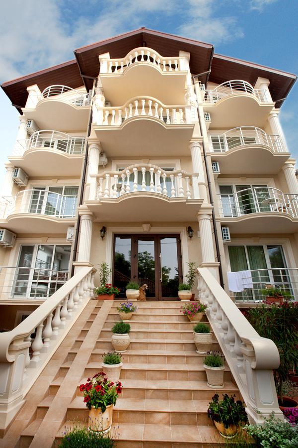 Pharaon De Lux Hotel Затока Екстериор снимка