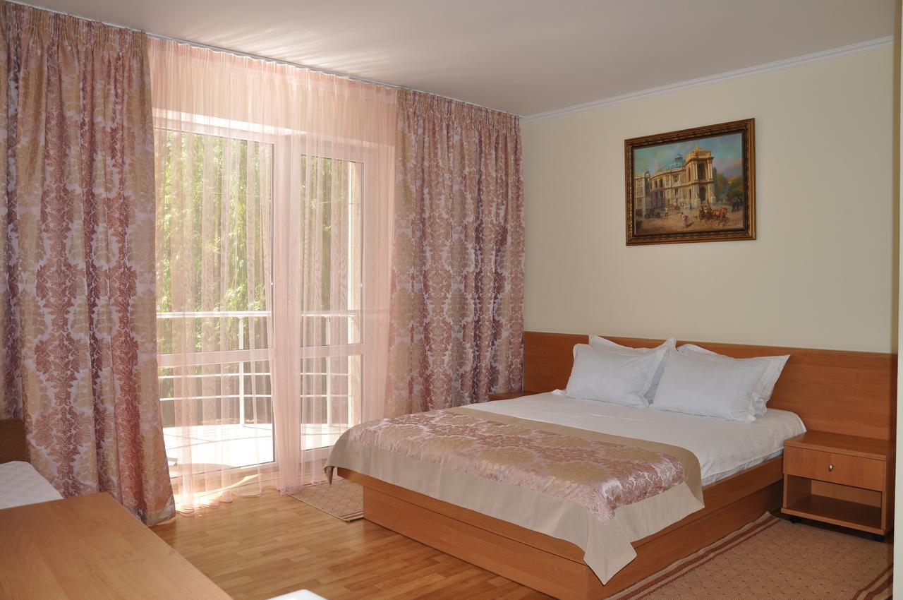 Pharaon De Lux Hotel Затока Екстериор снимка
